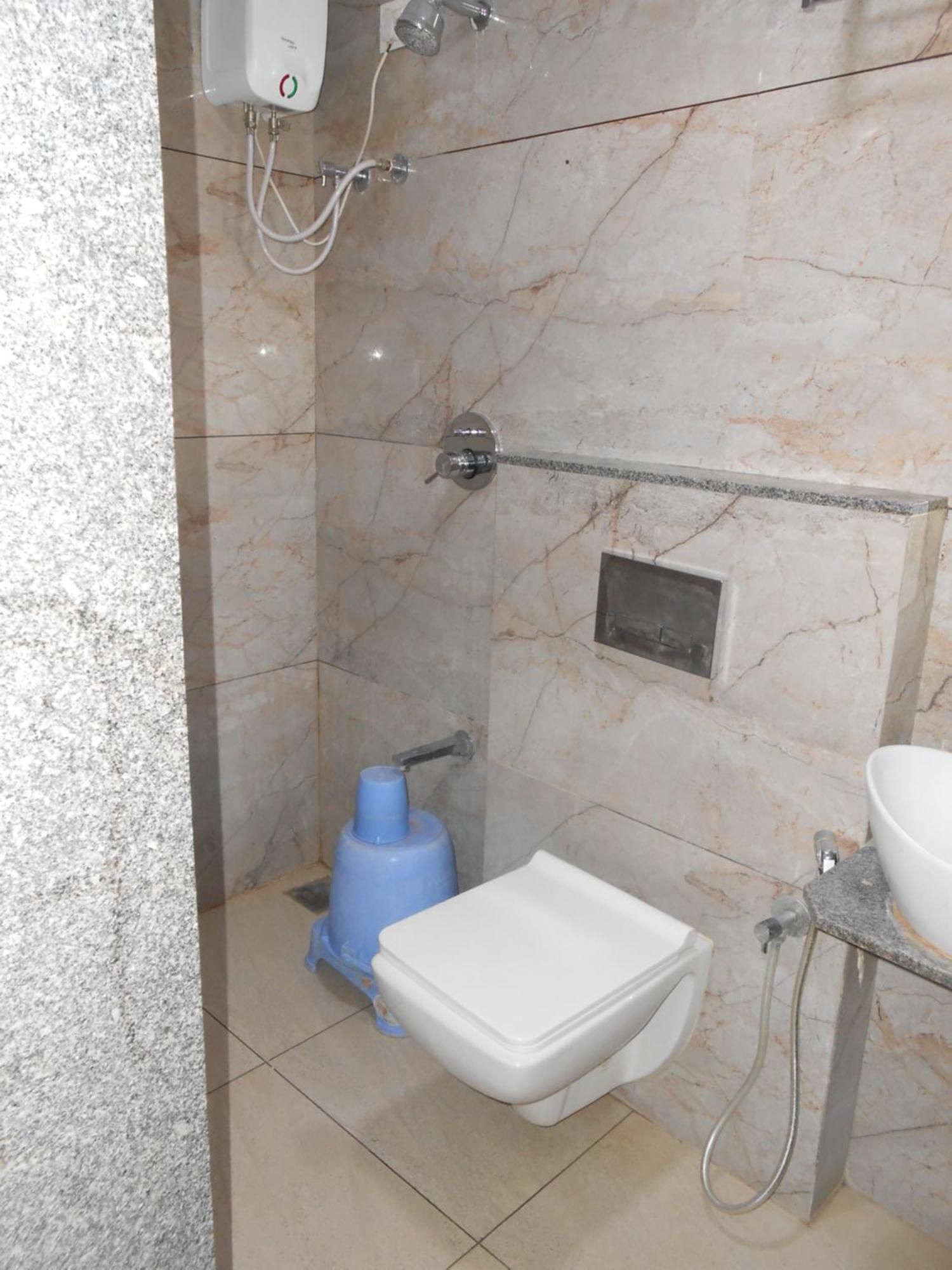 Hotel Crossview Palanpur Exterior photo